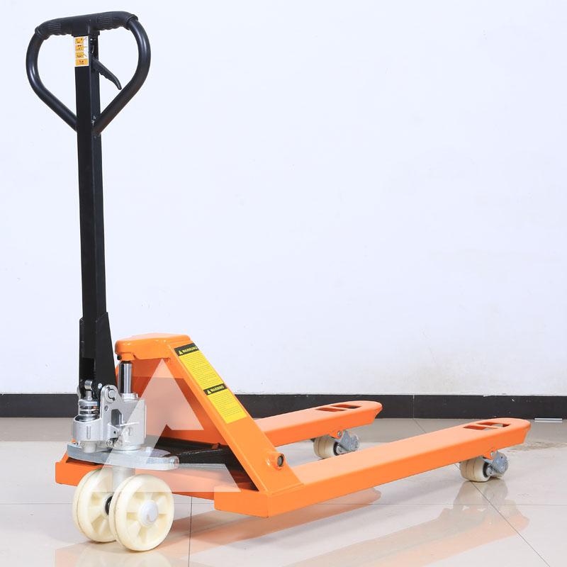 超市手動液壓搬運車轉彎費勁是什么原因