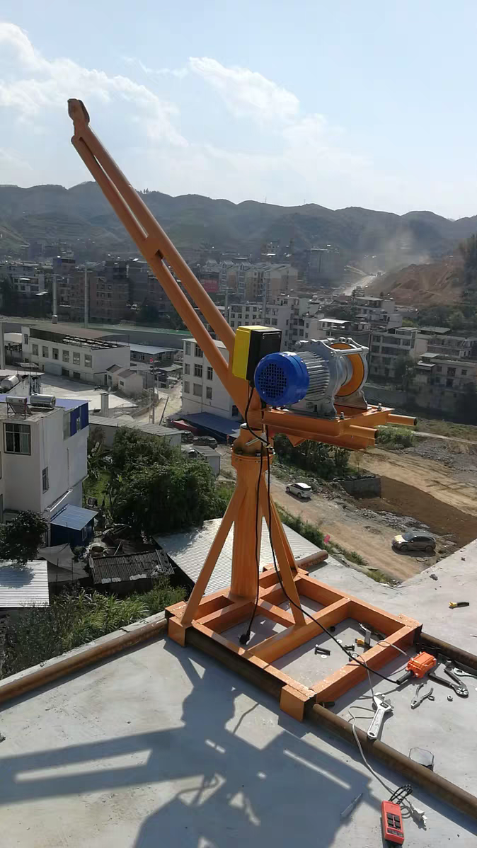 500公斤小吊機(jī)高層樓房吊砂石