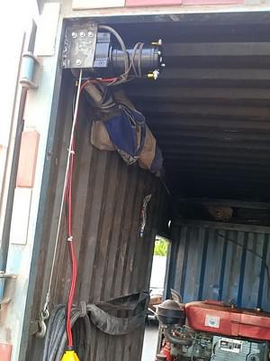 車廂安裝電動絞盤