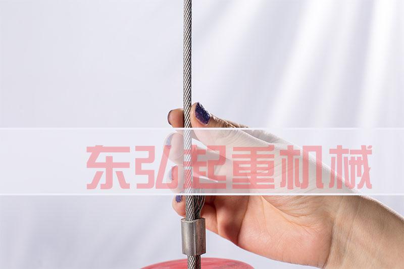 鋼絲繩在起重裝卸設(shè)備中是必不可少的