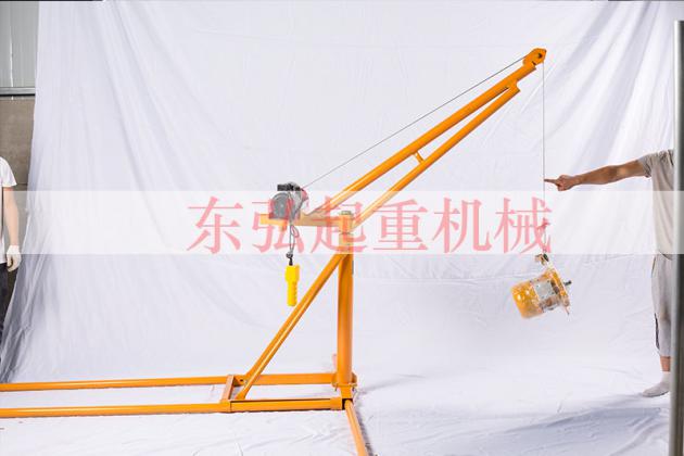 建筑小吊機在工地吊裝時要注意7種事項