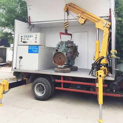 車載吊運機吊運柴油機