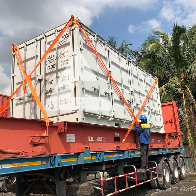 拉緊器在運輸集裝箱中的使用